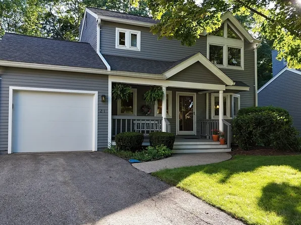 21 Independence Dr Unit 21, Foxboro, MA 02035