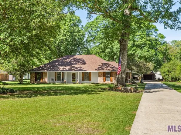 14611 Crystal Dr, Pride, LA 70770