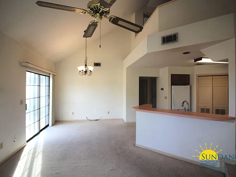 1100 Crosswinds Lndg #13 — Photo 2