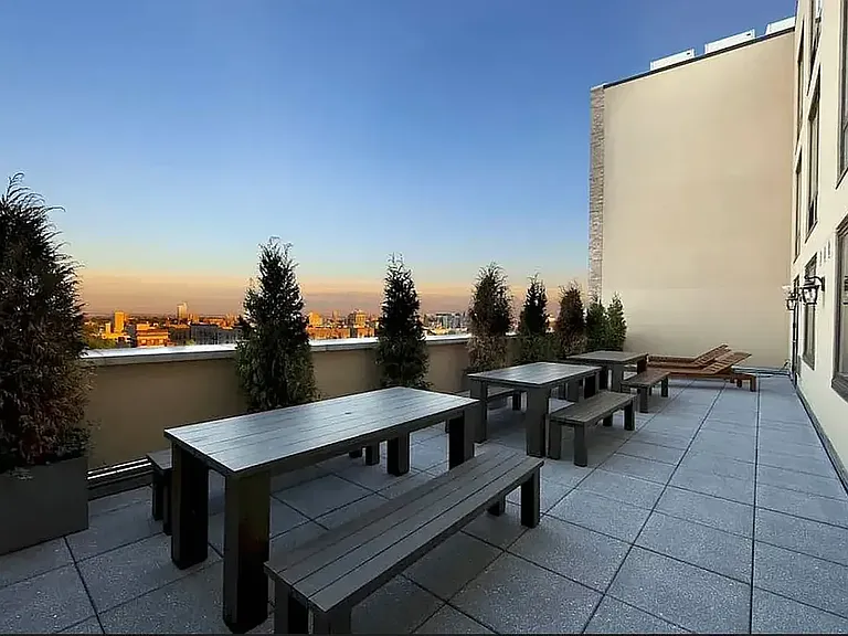 2763 Morris Ave #1007 — Photo 6