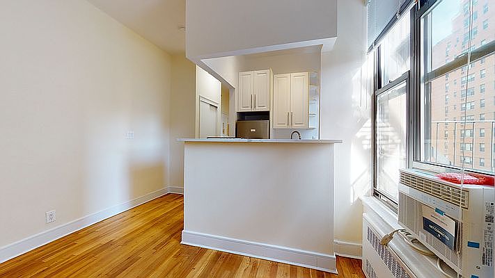 1st image of 171 E 83rd St APT 4H