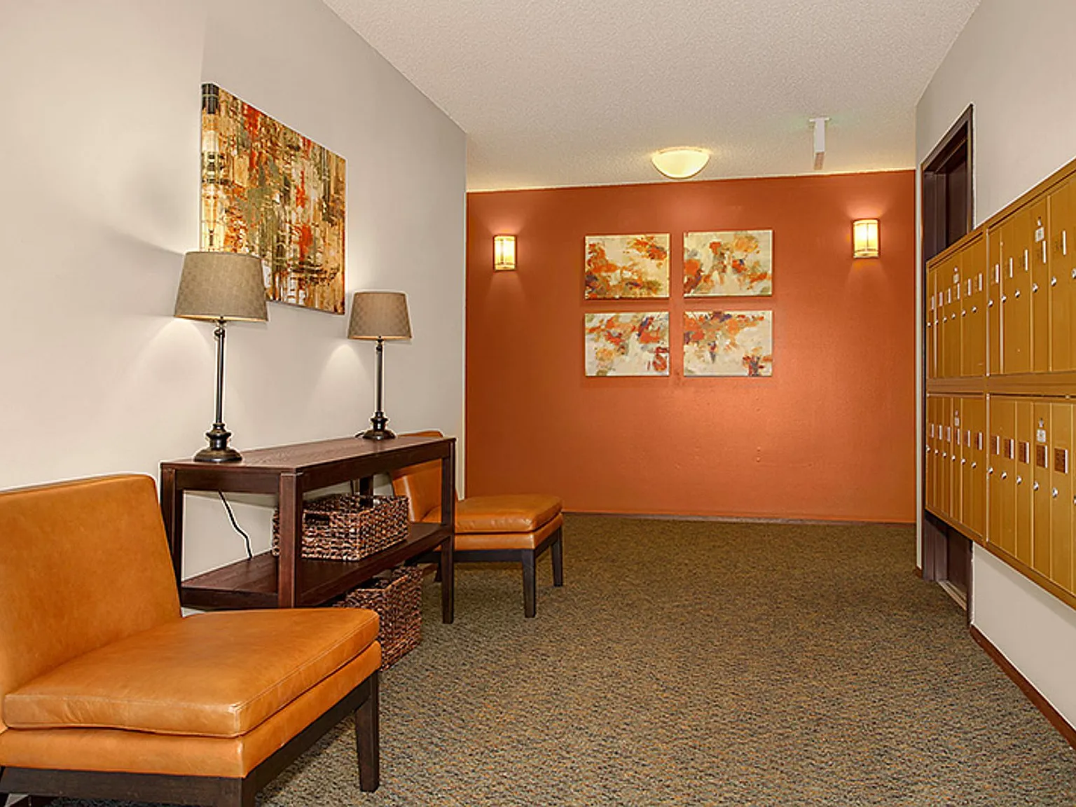 Galleon Apartments — Photo 2