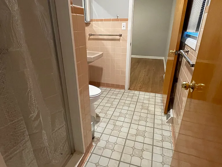 2204 Whitefield Rd — Photo 10