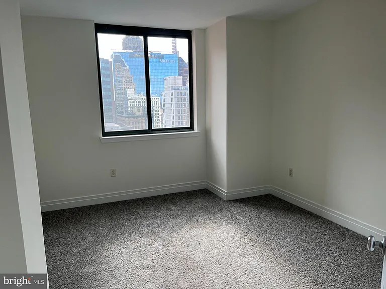 414 Water St #1903 — Photo 13