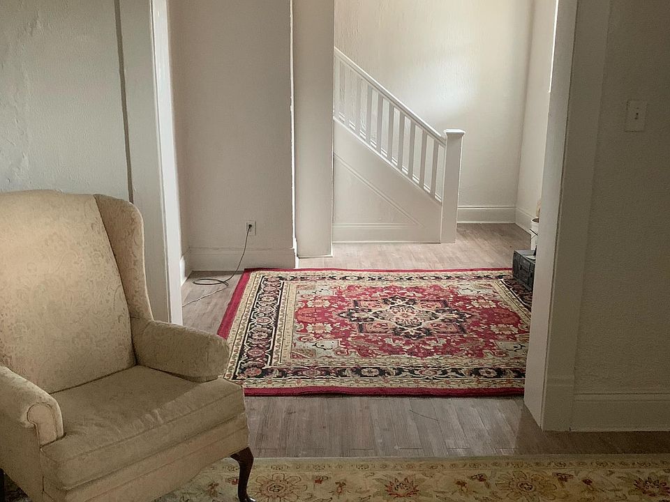1st image of 209 Glenwood Ave