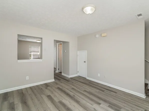 1210 Pin Oak Dr, 1210 Pin Oak Dr #4, Sevierville, TN 37862