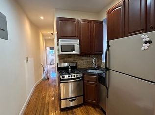114 E 1st St #24A, New York, NY 10009