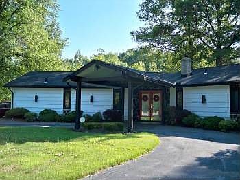 Front view 12402 Padua E.