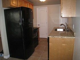 5th image of 1334 E Woodland Ave APT 2