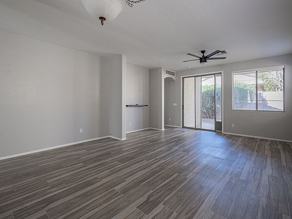 5th image of 7312 E Mills St
