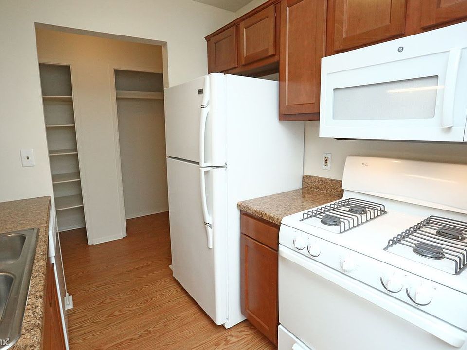 Lake of the Hills Apartments 2101 Lac Du Mont Haslett MI Zillow