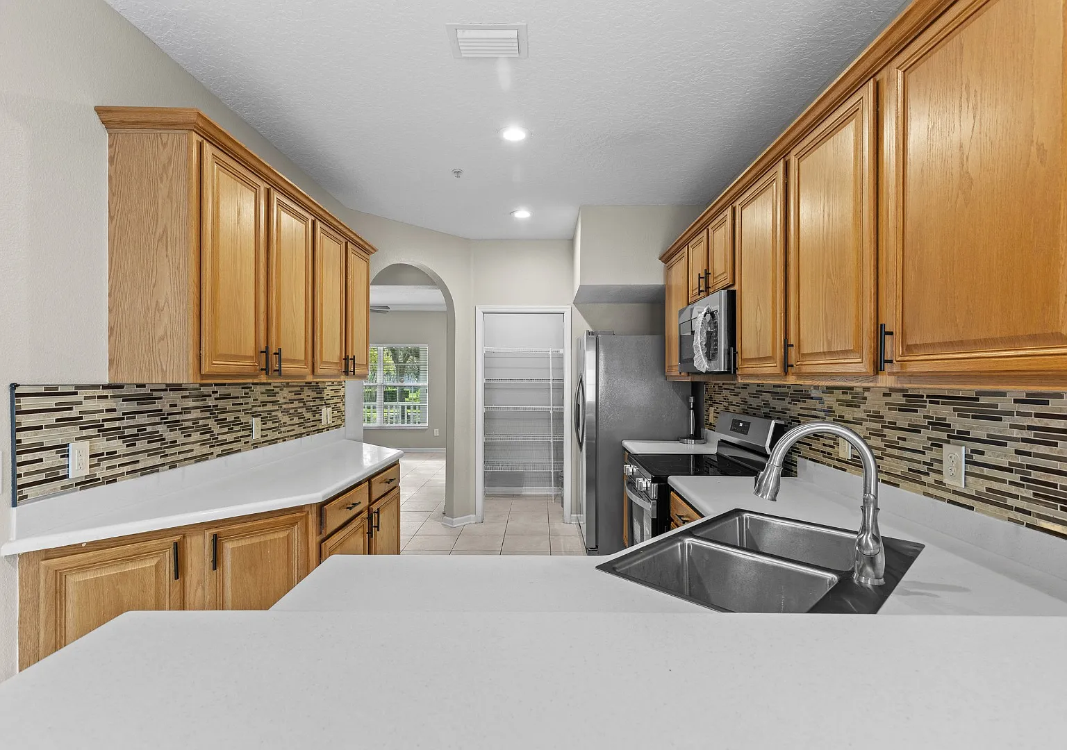 Available Now Refreshed 3BR/2.5BA Lake Nona Townhome in Northlake Park — Photo 4