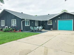 1207 Skyline Dr, Decorah, IA 52101