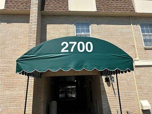 4th image of 2700 Whitney Pl APT 928