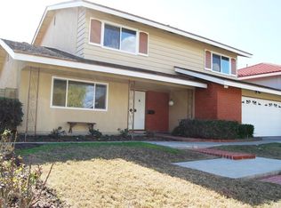 6132 Softwind Dr, Huntington Beach, CA 92647