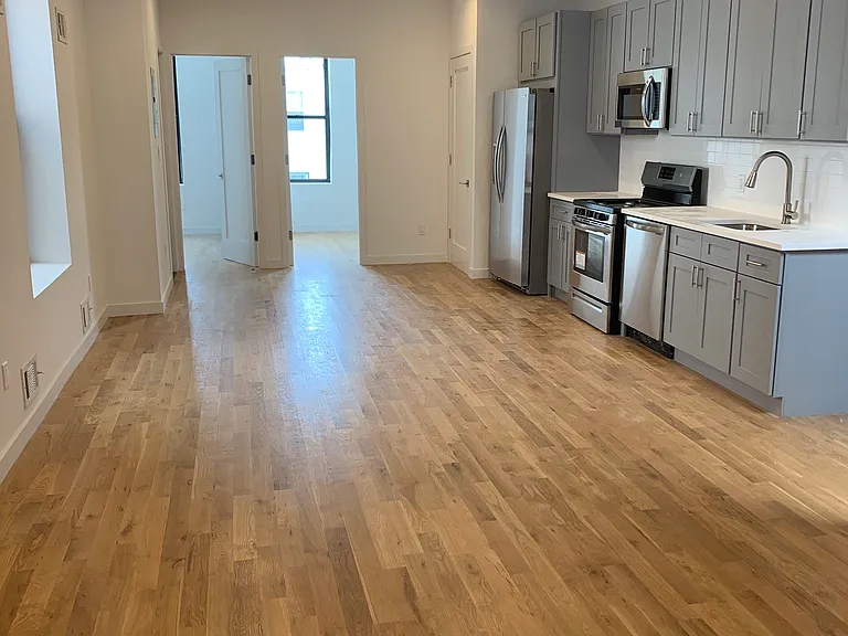 459 Shepherd Ave #2 — Photo 9