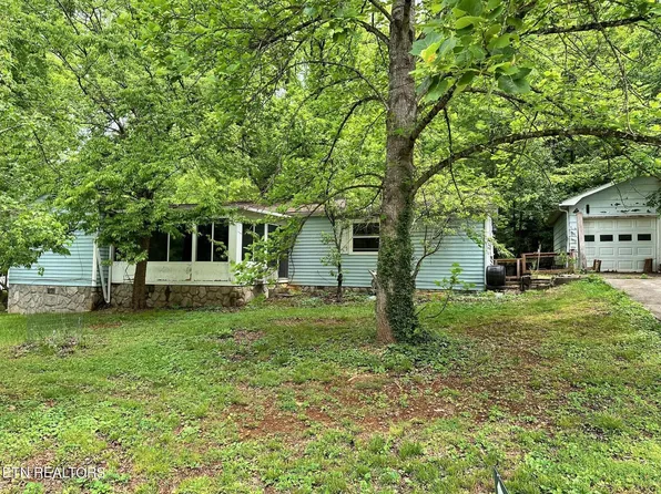 4100 Guinn Rd, Knoxville, TN 37931