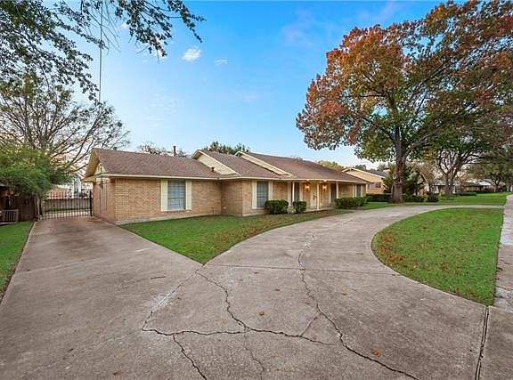 2nd image of 1207 Willow Creek Dr