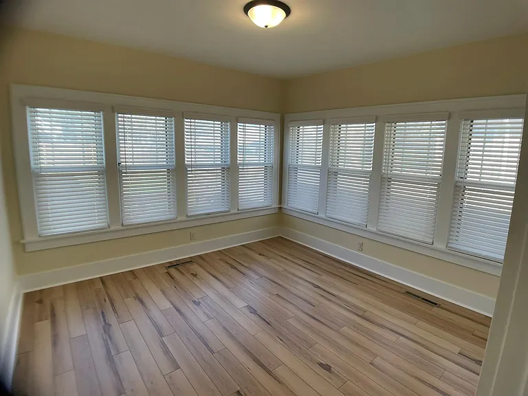 133 N Bluff Ave — Photo 13