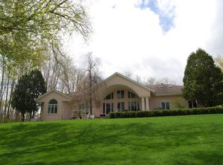 N6715 County Road I, Fredonia, WI 53021