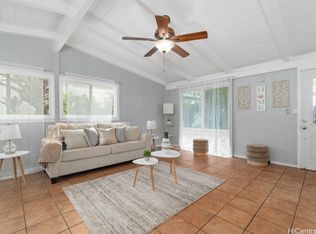 2226 Aupaka St, Pearl City, HI 96782