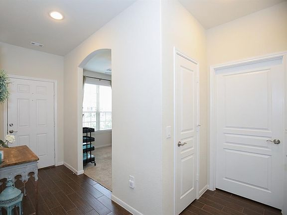 3rd image of 24618 Royal Pike Dr