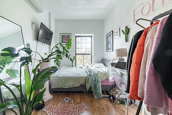 Rented by STY Management LLC | media 11