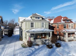 1235 N 8th St, Quincy, IL 62301