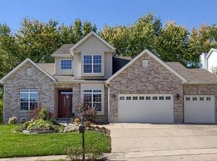 1 Gray Wolfe Ct, Glen Carbon, IL 62034
