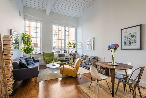 Rented by Find What’s Rare | media 19