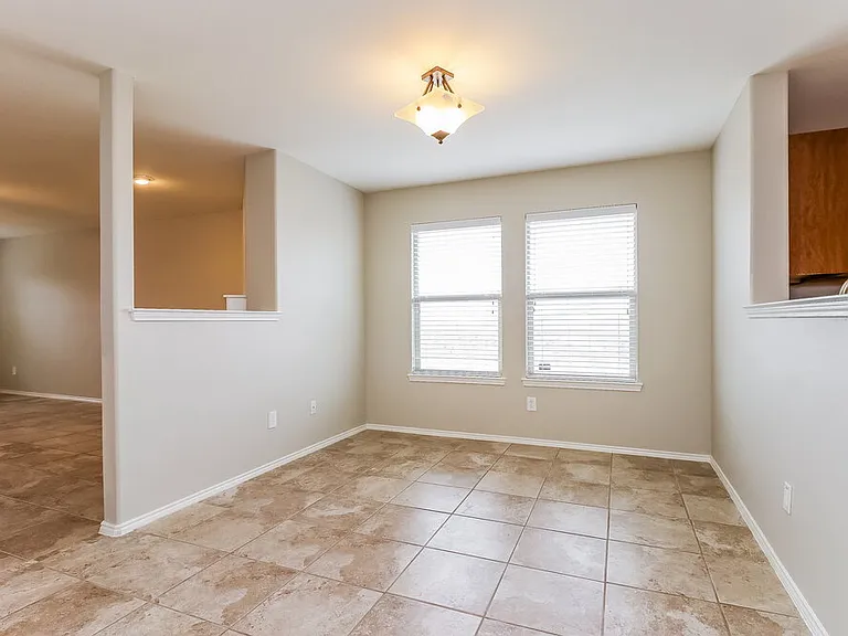 2501 Mill Springs Pass — Photo 4