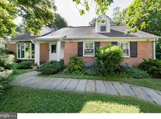 26 Meadows Ln, Haverford, PA 19041
