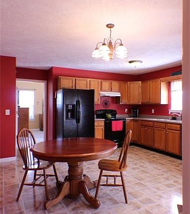 3rd image of 245 Homewood Dr