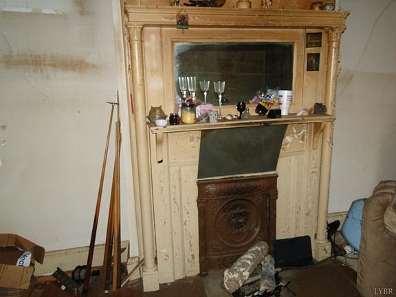 4th image of 206 Saint Augustine St