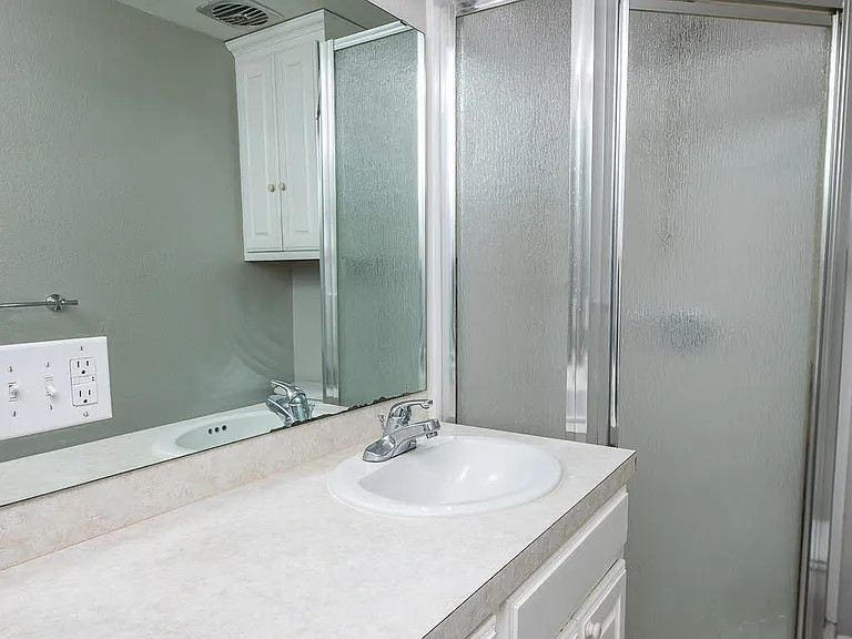 4602 Karla St — Photo 16