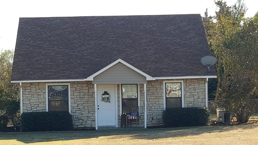 650 E Eubank St, Mabank, TX 75147 | Zillow