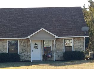 650 E Eubank St, Mabank, TX 75147