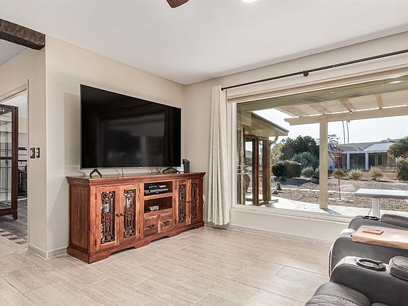 4th image of 10642 W Mission Ln