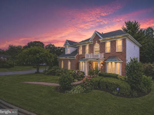 47314 Vista Ct, Sterling, VA 20165