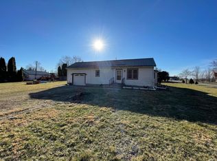 6814 Walnut St, Rochester, IN 46975