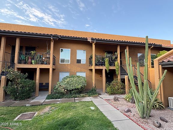 5th image of 1831 W Mulberry Drive #241