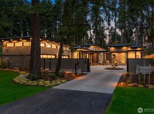 10620 SE 22nd St, Bellevue, WA