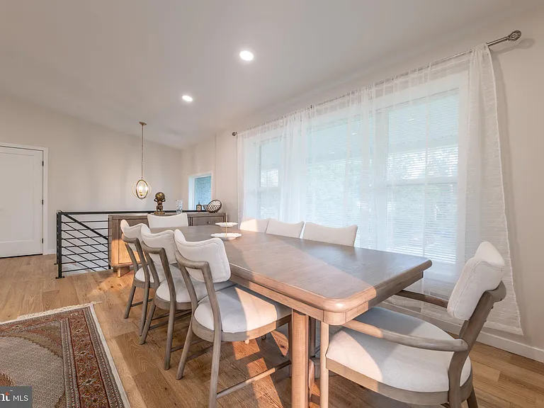 8321 Raymond Ln — Photo 6