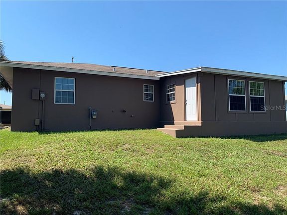 5th image of 2812 English Dr