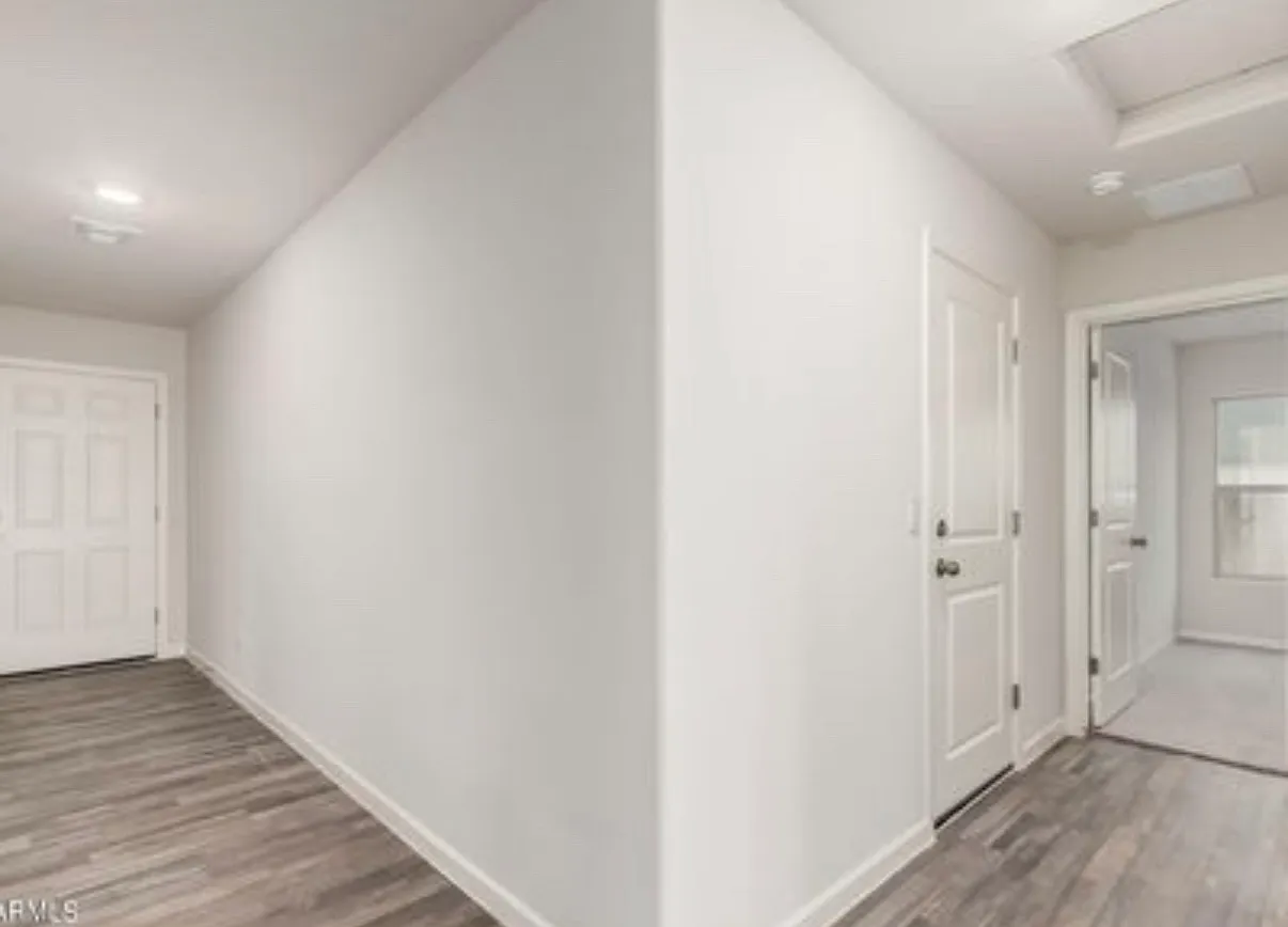 4 bed, 1402 sqft, $1,750 — Photo 3