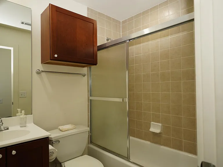 1st floor bathroom