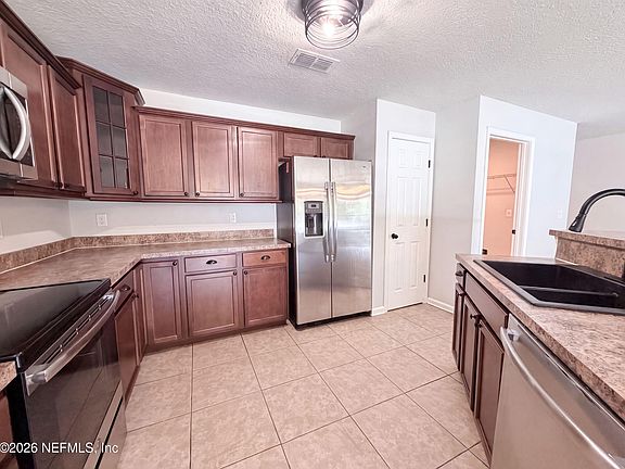2nd image of 7428 SWEET ROSE Lane