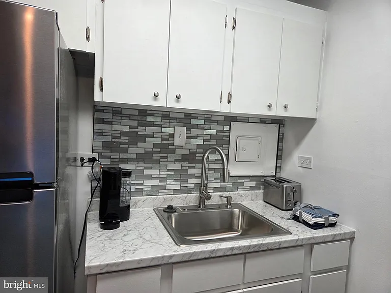 2201 L St NW #612 — Photo 10