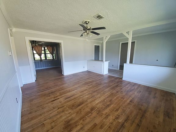 3rd image of 379 N 57th Ave