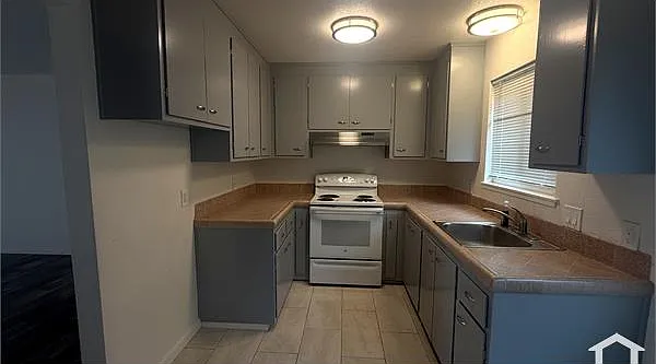 5694 Tucson Dr #1 — Photo 6